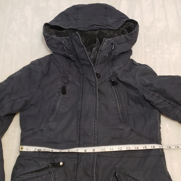 SOLD Bench Dark Gray Faux Fur Lined Utility Jacket - Picture 14 of 16